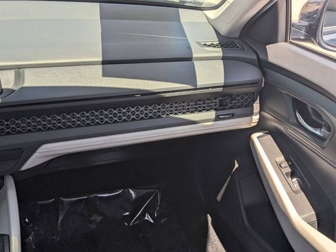 Certified 2024 Honda Accord LX image 15