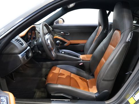 Used 2014 Porsche Cayman RWD image 25