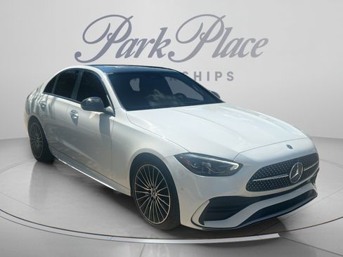 Used 2025 Mercedes-Benz C 300 Sedan image 7