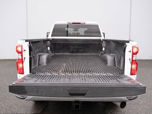 Used 2024 Chevrolet Silverado 3500 LT image 20