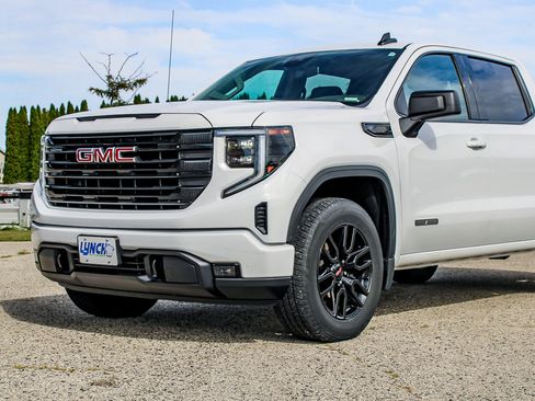 Used 2024 GMC Sierra 1500 Elevation AWD/4WD image 14