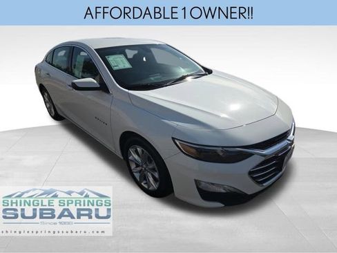 Used 2022 Chevrolet Malibu LT FWD image 1