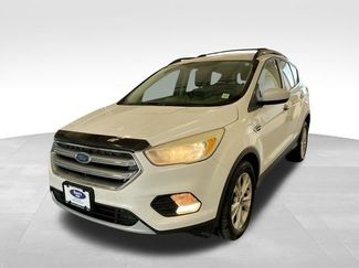 Used 2017 Ford Escape SE AWD/4WD video 1