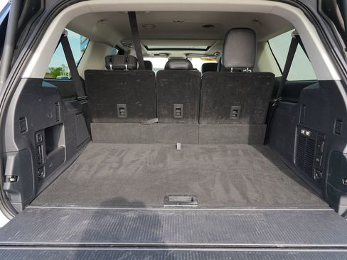 Used 2025 Ford Expedition Max Platinum AWD/4WD image 29