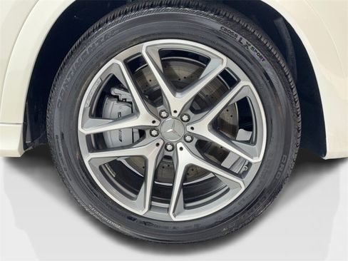 Used 2024 Mercedes-Benz GLE 53 AMG 4MATIC Coupe w/ Driver Assistance Package image 63