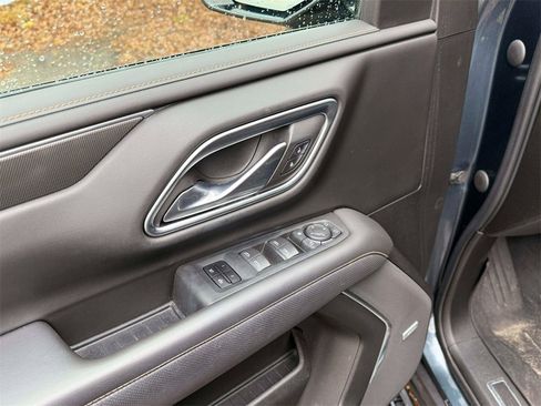 Used 2021 GMC Yukon AT4 w/ AT4 Premium Package image 25