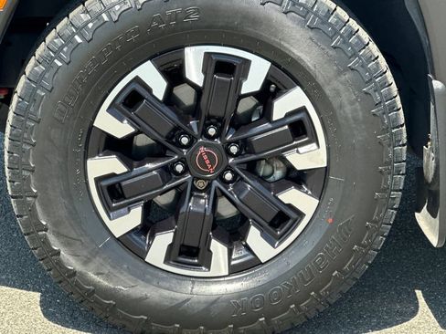 Used 2022 Nissan Frontier Pro-X w/ Technology Package RWD image 28