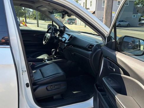Used 2017 Honda Ridgeline RTL-E image 24
