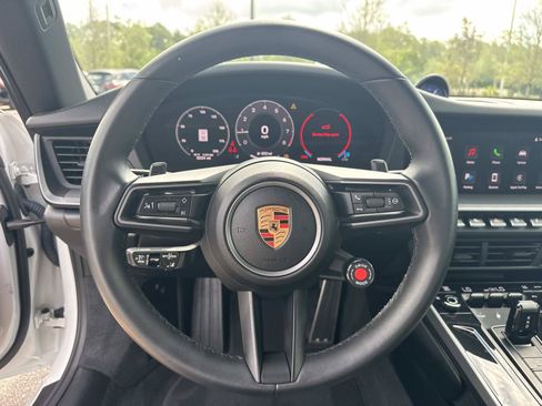 Used 2025 Porsche 911 Carrera RWD image 28