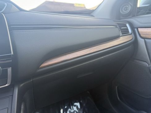 Used 2019 Honda CR-V Touring image 16