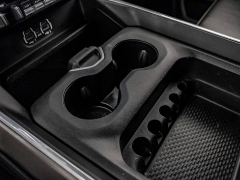 Used 2020 RAM 3500 Laramie w/ Night Edition image 24