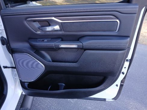 Certified 2025 RAM 1500 Laramie w/ Night Edition image 28