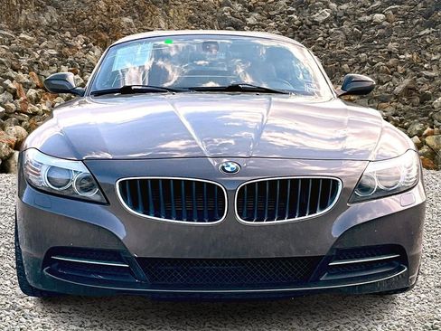 Used 2011 BMW Z4 sDrive30i w/ Premium Pkg image 3