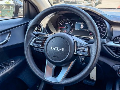 Used 2024 Kia Forte LXS FWD image 12