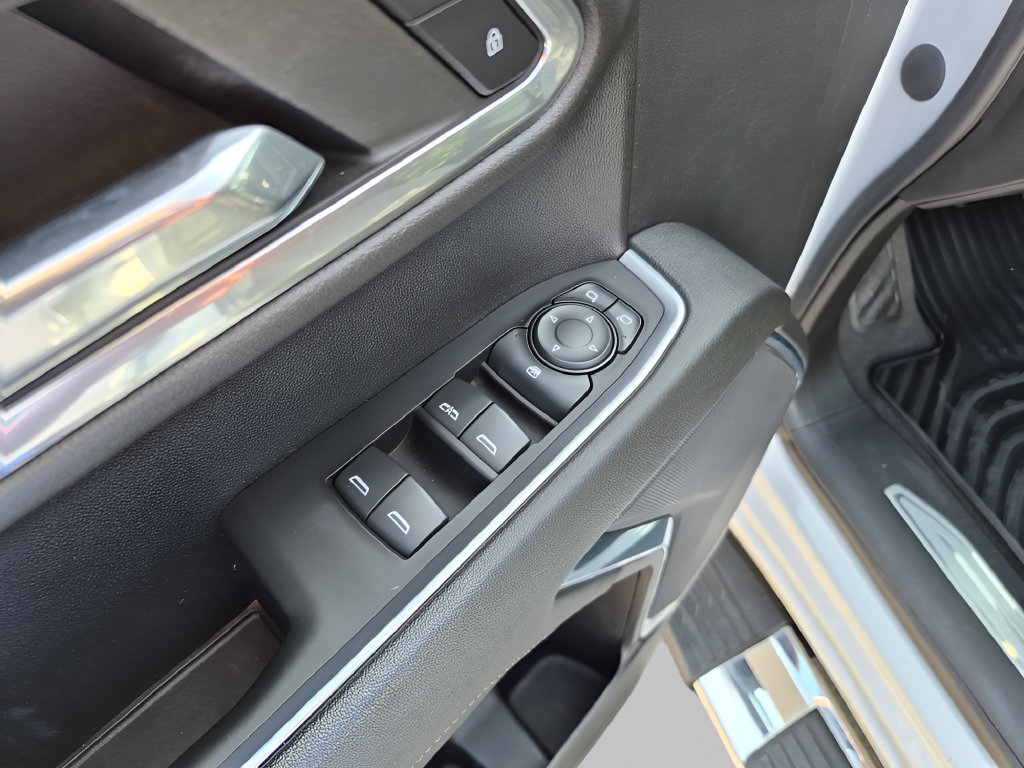 Used 2023 Chevrolet Silverado 1500 LT w/ Texas Edition Plus RWD image 17