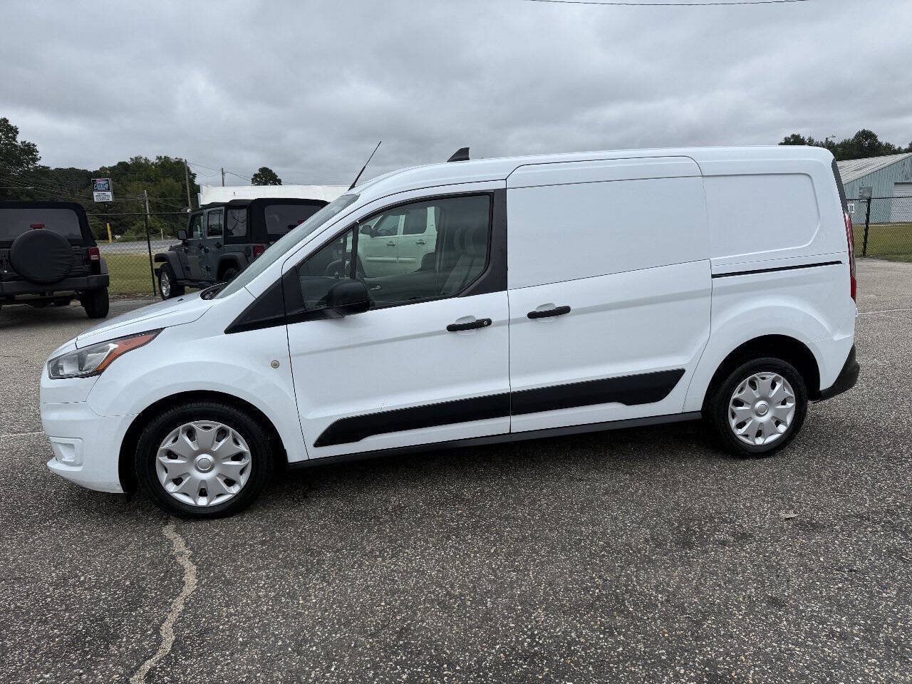 Used 2019 Ford Transit Connect XLT FWD image 25