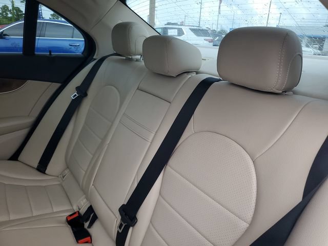 Used 2016 Mercedes-Benz C 300 4MATIC Sedan image 11