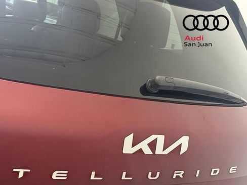 Used 2023 Kia Telluride EX w/ EX Captain's Chair Package FWD image 10