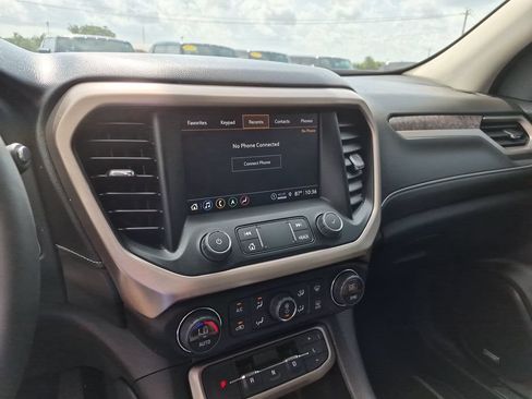 Used 2023 GMC Acadia Denali w/ Denali Ultimate Package FWD image 28