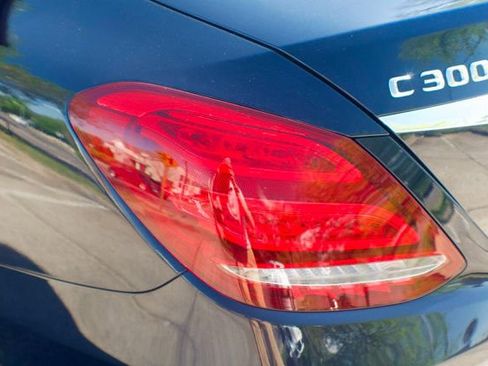 Used 2015 Mercedes-Benz C 300 4MATIC Sedan image 10