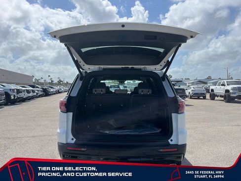 New 2026 GMC Acadia Elevation w/ Black Edition FWD image 17