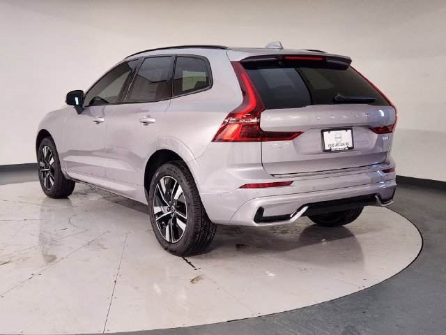 Used 2026 Volvo XC60 B5 Plus w/ Protection Package Premier AWD/4WD image 6