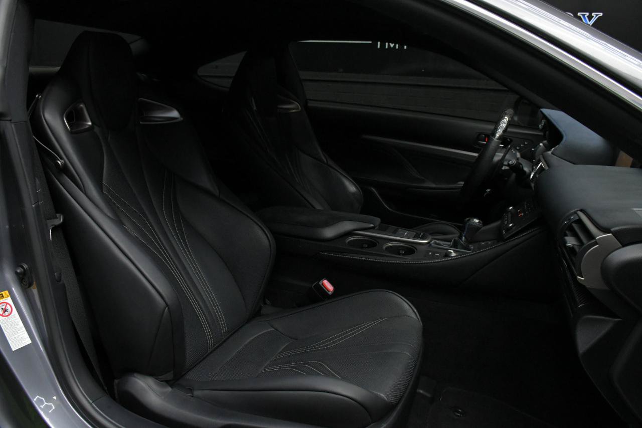 Used 2015 Lexus RC F w/ Premium Package RWD image 40