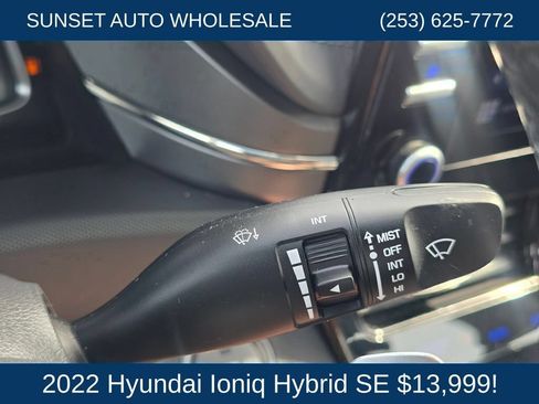 Used 2022 Hyundai Ioniq SE FWD image 29