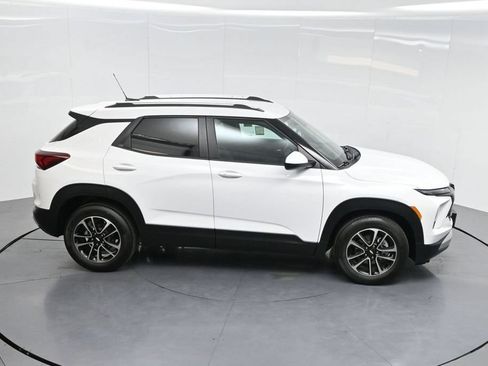 Used 2025 Chevrolet TrailBlazer LT w/ Convenience Package FWD image 59