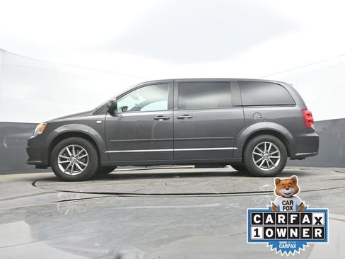 Used 2014 Dodge Grand Caravan SE FWD image 43