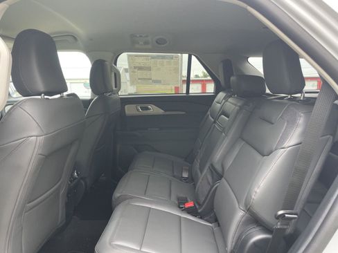 New 2026 Ford Explorer Active w/ Active Comfort Package AWD/4WD image 24