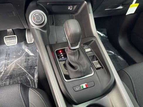 Used 2025 Alfa Romeo Tonale image 12