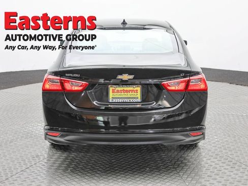 Used 2025 Chevrolet Malibu LT FWD image 6