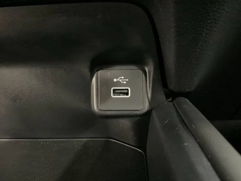 Certified 2024 Honda HR-V LX image 25