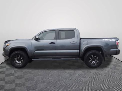 Used 2023 Toyota Tacoma TRD Sport AWD/4WD image 2
