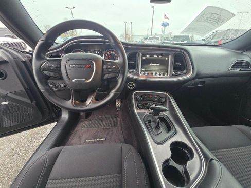 Used 2017 Dodge Challenger SXT w/ Sound Group RWD image 18