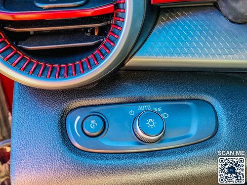 Used 2024 Chevrolet Trax RS w/ Driver Confidence Package image 18