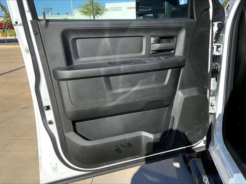 New 2026 RAM 2500 Tradesman w/ Chrome Appearance Group image 10