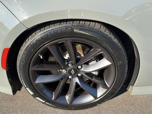 Used 2019 Dodge Charger Scat Pack RWD image 12