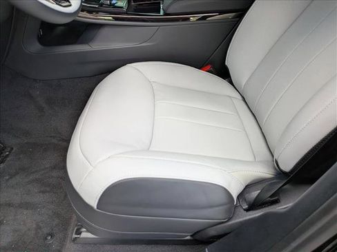New 2026 Land Rover Range Rover Sport Dynamic SE AWD/4WD image 4