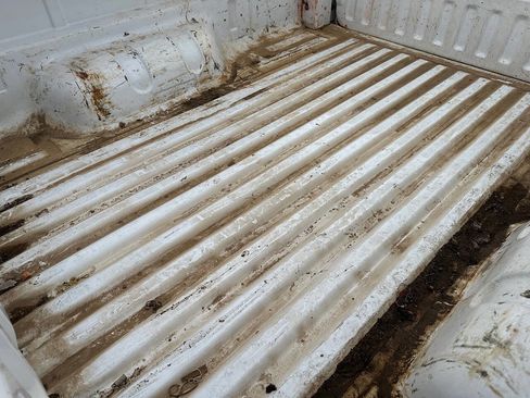 Used 2022 Ford Ranger XLT w/ Equipment Group 301A Mid image 9