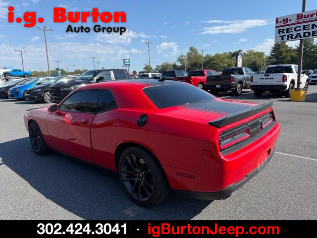 Certified 2022 Dodge Challenger R/T Scat Pack w/ Shaker Package RWD image 5