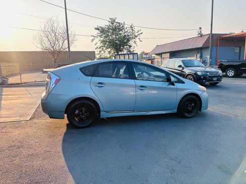 Used 2012 Toyota Prius Three FWD image 7