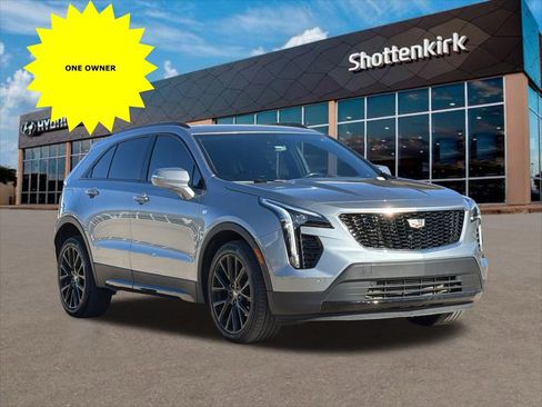 Used 2023 Cadillac XT4 Sport image 3