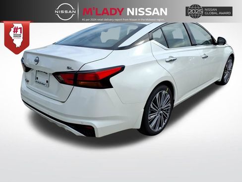 New 2025 Nissan Altima 2.5 SL image 7