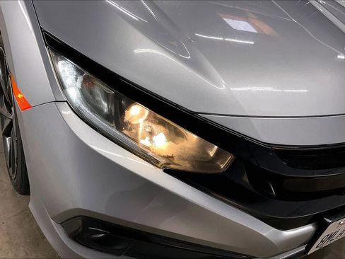 Used 2019 Honda Civic Sport image 29