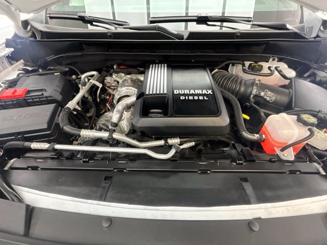 Used 2025 GMC Yukon AT4 Ultimate w/ LPO, Floor Liner Package AWD/4WD image 29
