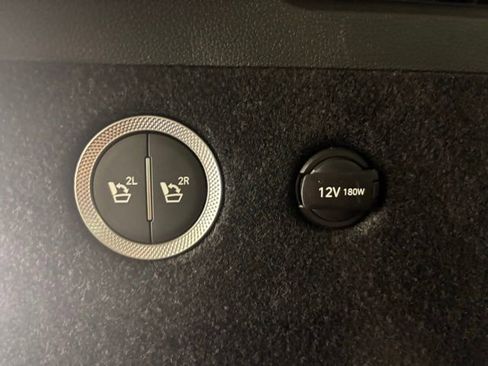 Used 2023 Genesis GV80 3.5T AWD/4WD image 38