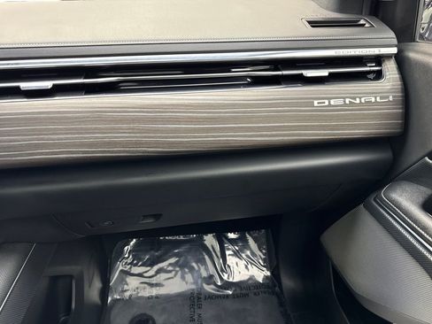 Used 2024 GMC Sierra EV Denali AWD/4WD image 57