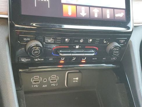 Used 2021 Jeep Grand Cherokee L Summit w/ Advanced Protech Group IV image 19